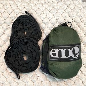 A singlenest eno hammock with the suspension ropes